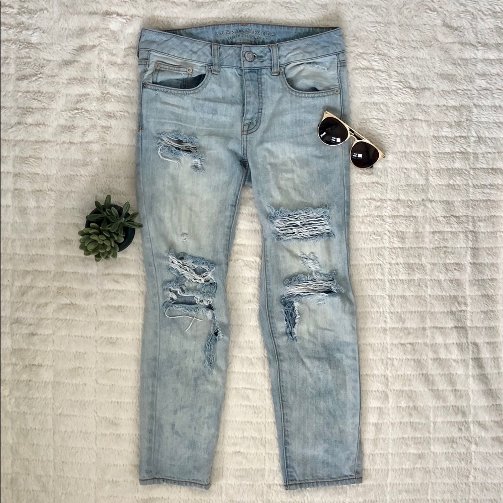 🥝 american eagle mom/boyfriend ripped jeans 🥝